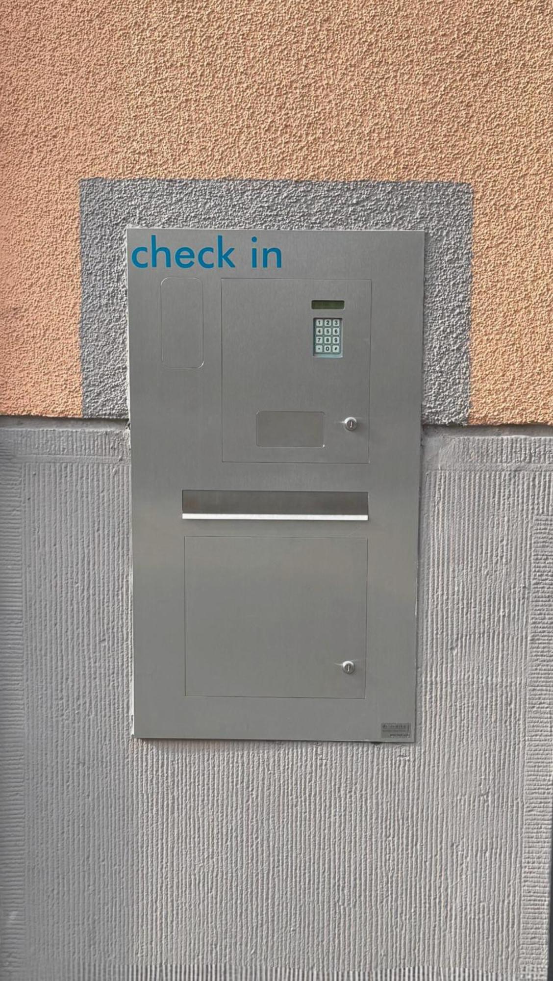 Hostel Heinzelmaennchen Κολωνία Εξωτερικό φωτογραφία